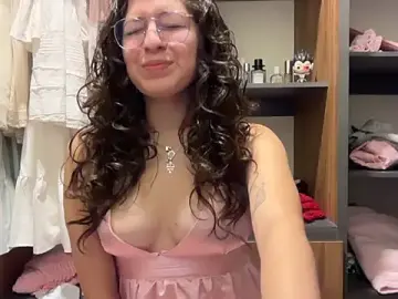 Stripchat Live Sex Cam of Alicatcua_