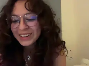 Stripchat Watch Live Sex Cams of Alicatcua_