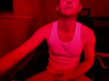 Stripchat Live Sex Cam of OFFICAL_DICKEDDOWNUNDER