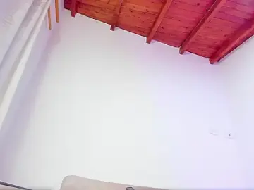 Stripchat Watch Live Sex Cams of sharlot-harrys