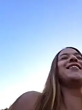 Stripchat Watch Live Sex Cams of Luna_Lynn