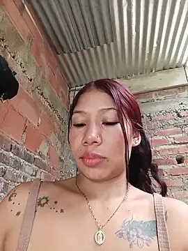 Stripchat Free Porn Cam of Rous-squir