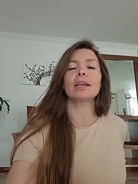 Stripchat Adult Webcam of karina_warthon