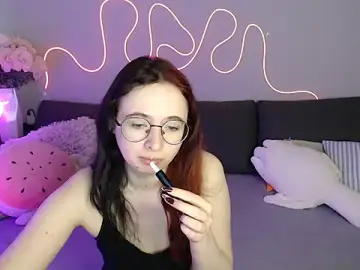 Stripchat Sex Cam of Mini_Diva