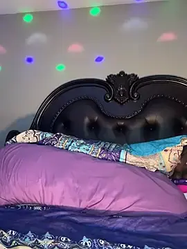 Stripchat Live Sex of RenaThickAss