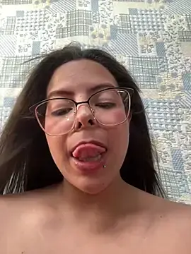 Stripchat Nude Webcam of MiaCollinssx