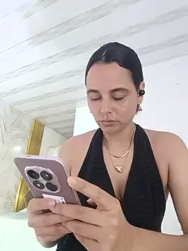 Stripchat Free Porn Cam of hey_BoldGent