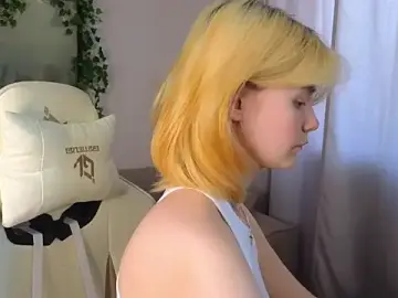 Stripchat Best live sex cam show of Emily_Miu