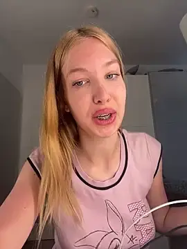 Stripchat Sex Chat of MilaaXOO