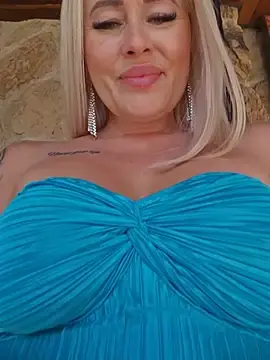 Stripchat Live Porn of MILFBARBY