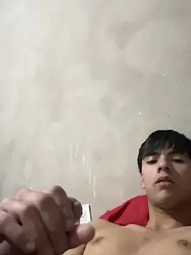 Stripchat Live Sex Cam of josee_-1