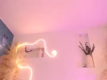 Stripchat Free Porn Cam of ViolettaHotLatin_