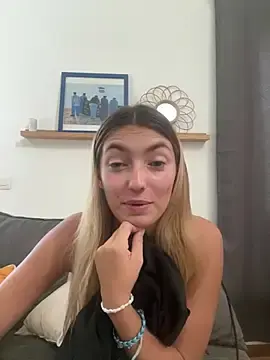 Stripchat Sex Chat of camille_2007