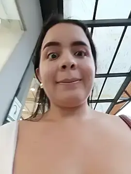 Stripchat Free Porn Cam of Julieth_hot-69