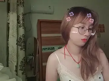 Stripchat Live Sex Cam of Lili_666