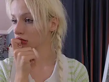 Stripchat Free Porn Cam of Naomi_Demio