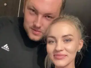 Xlovecam Adult Webcam of DreaamCouple69