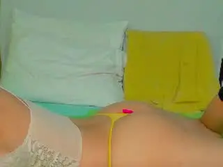Xlovecam Free Porn Cam of HarlyMia