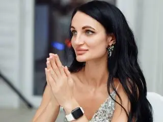 Xlovecam Live Sex Cam of TinaMart