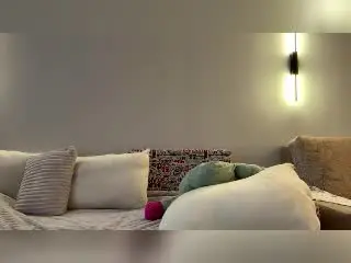 Xlovecam Live Sex Cam of YingKeeter