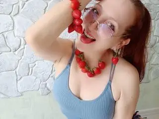 Xlovecam Adult Webcam of IrunchaArt