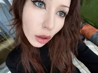 Xlovecam Best Webcam of CarolynnDrage