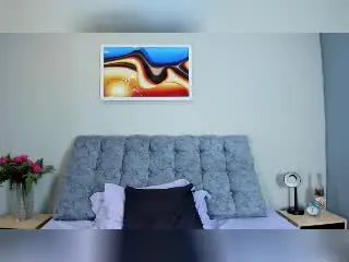 Xlovecam Live Sex Cam of SalomettX