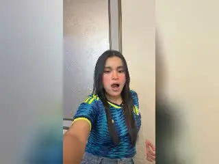 Xlovecam Live Porn of MiiaPalmer