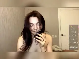 Xlovecam Watch Live Sex Cams of LatriceVer