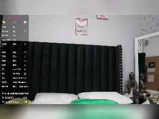 Xlovecam Free Live Porn of HotLatinaLover