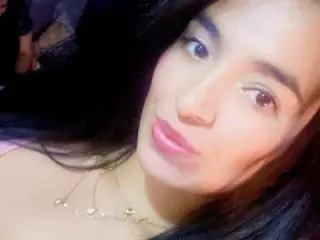 Xlovecam Live Porn of HeraDiosa
