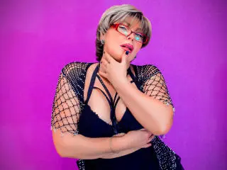 Xlovecam Free Live Porn of LonelyMonika