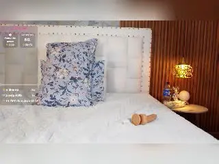 Xlovecam Free Live Porn of QuickHookup