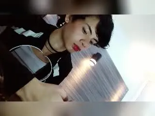 Xlovecam Nude Webcam of JazmiinRosee