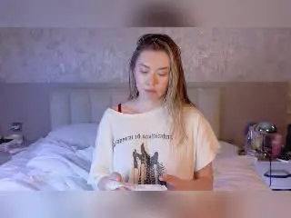 Xlovecam Sex Chat of GwenOnline