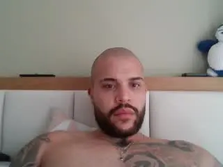 Xlovecam Live Sex of MedellynDark