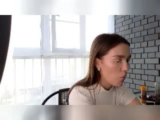Xlovecam Adult Video Chat of ShayneIwaoka