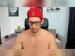 Xlovecam Free Porn Cam of BrutusK