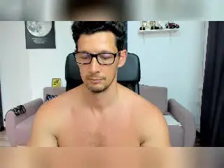 Xlovecam Nude Webcam of BrutusK