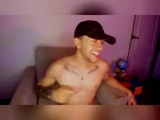 Xlovecam Private Sex Chat of JamesColtt