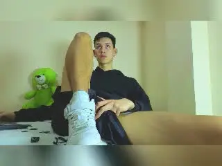 Xlovecam Private Sex Chat of JeanKarloLeone