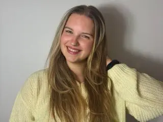 Xlovecam Watch Live Sex Cams of RosePlayful69