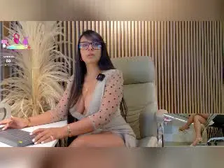 Xlovecam Free Live Porn of LuluSinclair