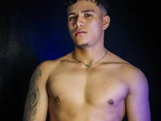 Xlovecam Adult Video Chat of JeisonStark