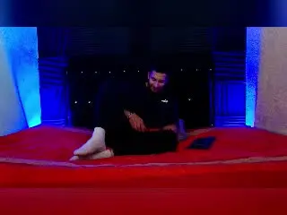 Xlovecam Live Sex Cam of ZaneMaverick