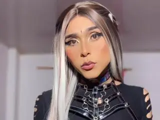 Xlovecam Free Live Porn of Zasha69