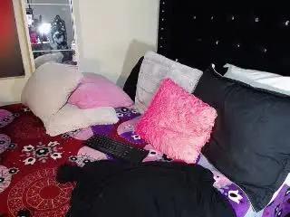 Xlovecam Live Sex of KarenCurlyHair